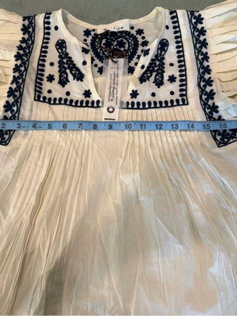 Solitaire Embroidered Boho Blouse Cream Navy Flutter Sleeve NWT S - Picture 7 of 12
